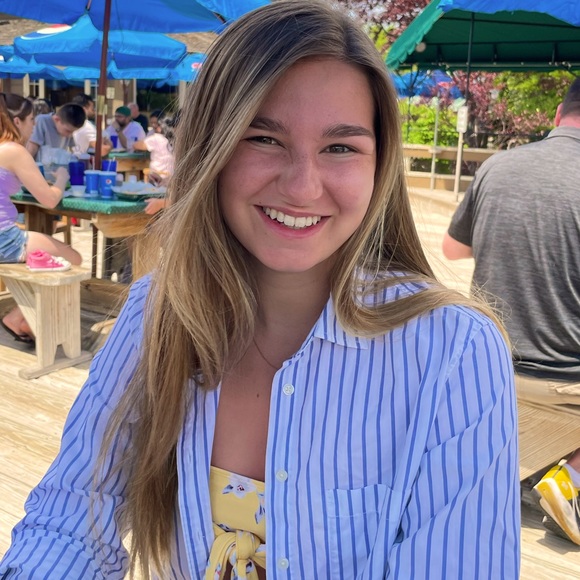 Meet your Posher, Reese - Picture 1 of 1